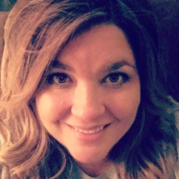 Meet your Posher, Jennifer - Picture 1 of 1